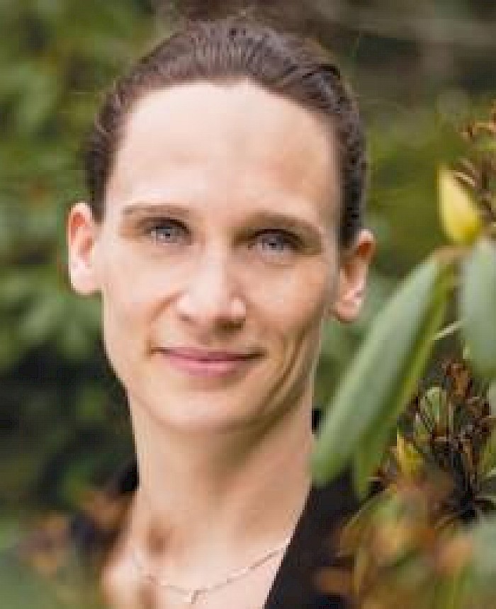 Celine Claudon photo