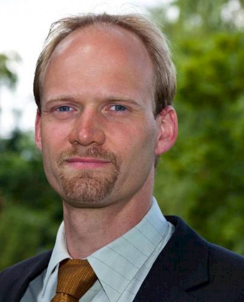 Dr. Timo Schönfeld photo