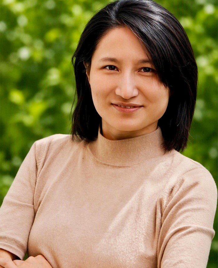 Angie Xingfei Zhong photo