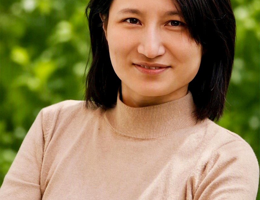 Angie Xingfei Zhong photo